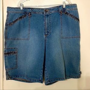 Faded Glory Women 24W Stretch Jean Short Pockets Walking Short length